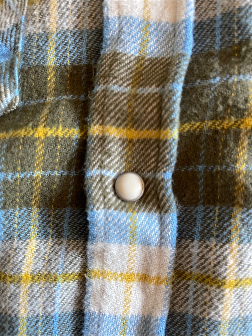 Wythe NY washed pearlsnap flannel - Picture 6 of 9